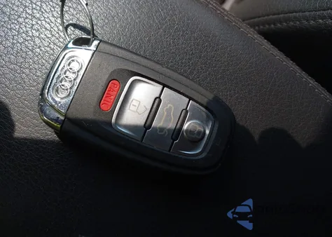 2012 Audi A4 2.0T Premium z USA, uszkodzony, nr VIN WAUFFAFL0CN018731